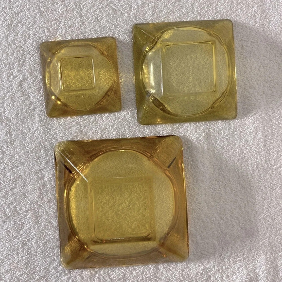 Vintage Amber Glass 3 Square Nesting Ashtrays  Trinket Dishes - Picture 14 of 15
